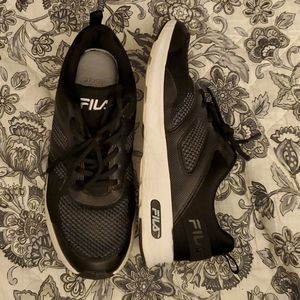 Classic Fila athletic shoes size 10